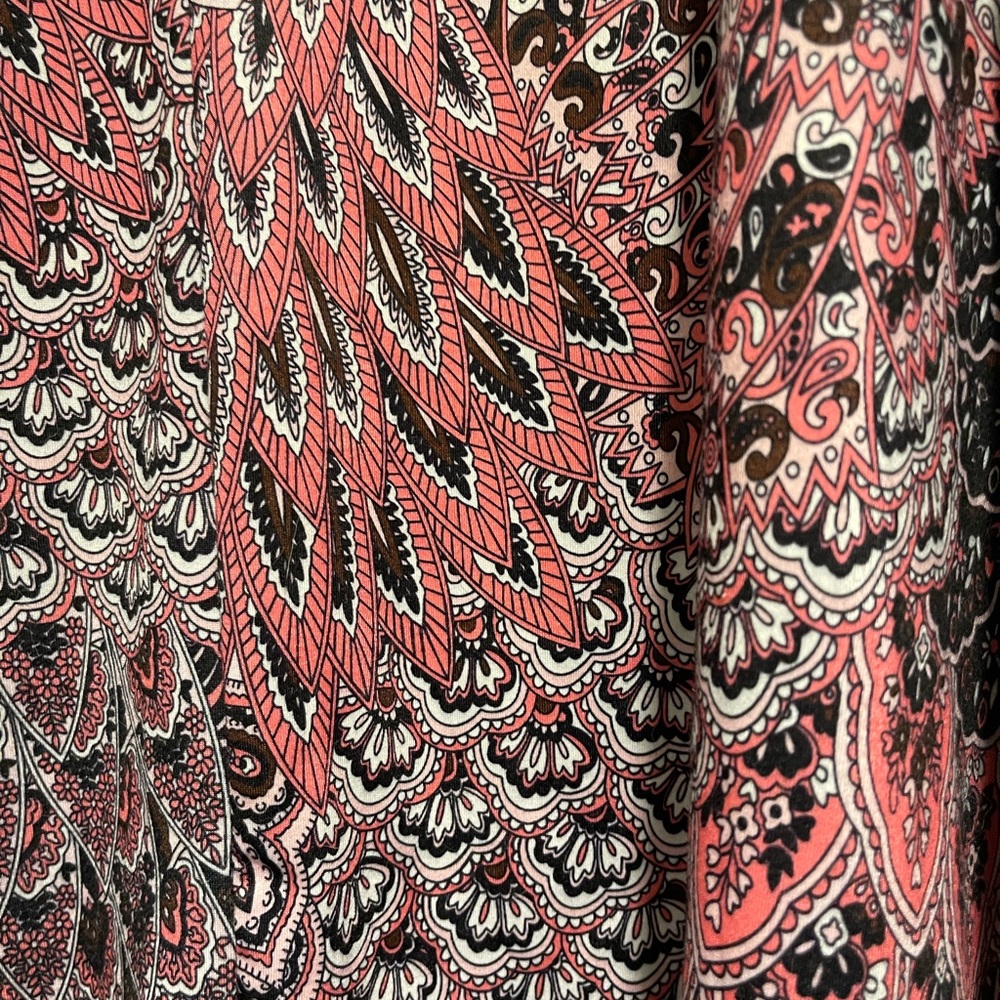Colorful patterned smock - Picture 10 of 16
